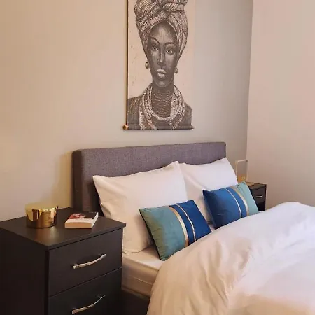 Urban Retreat - Corporate & Extended Apartment Leeds (West Yorkshire)