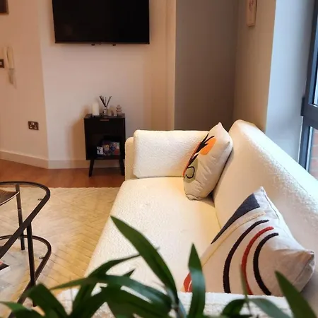 Urban Retreat - Corporate & Extended Apartment Leeds (West Yorkshire)