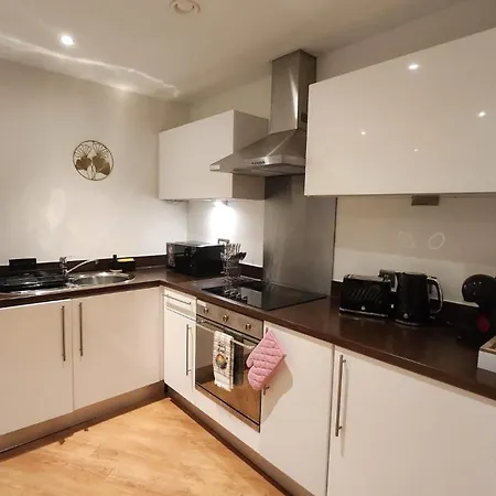Urban Retreat - Corporate & Extended Apartment